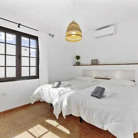 4 - Vipvipvillas Villa *